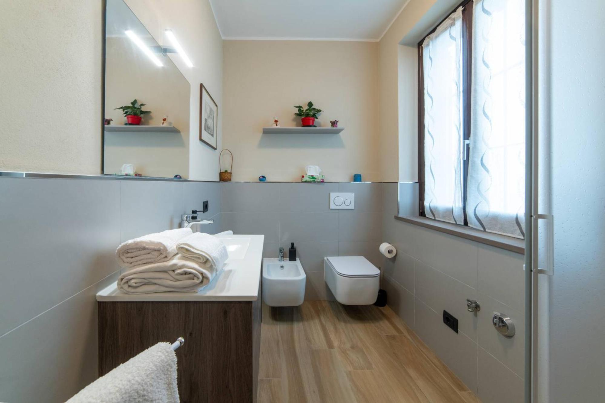 Casa Rubbo - Appartamento 'Como' Nelle Langhe Alba  Exterior foto